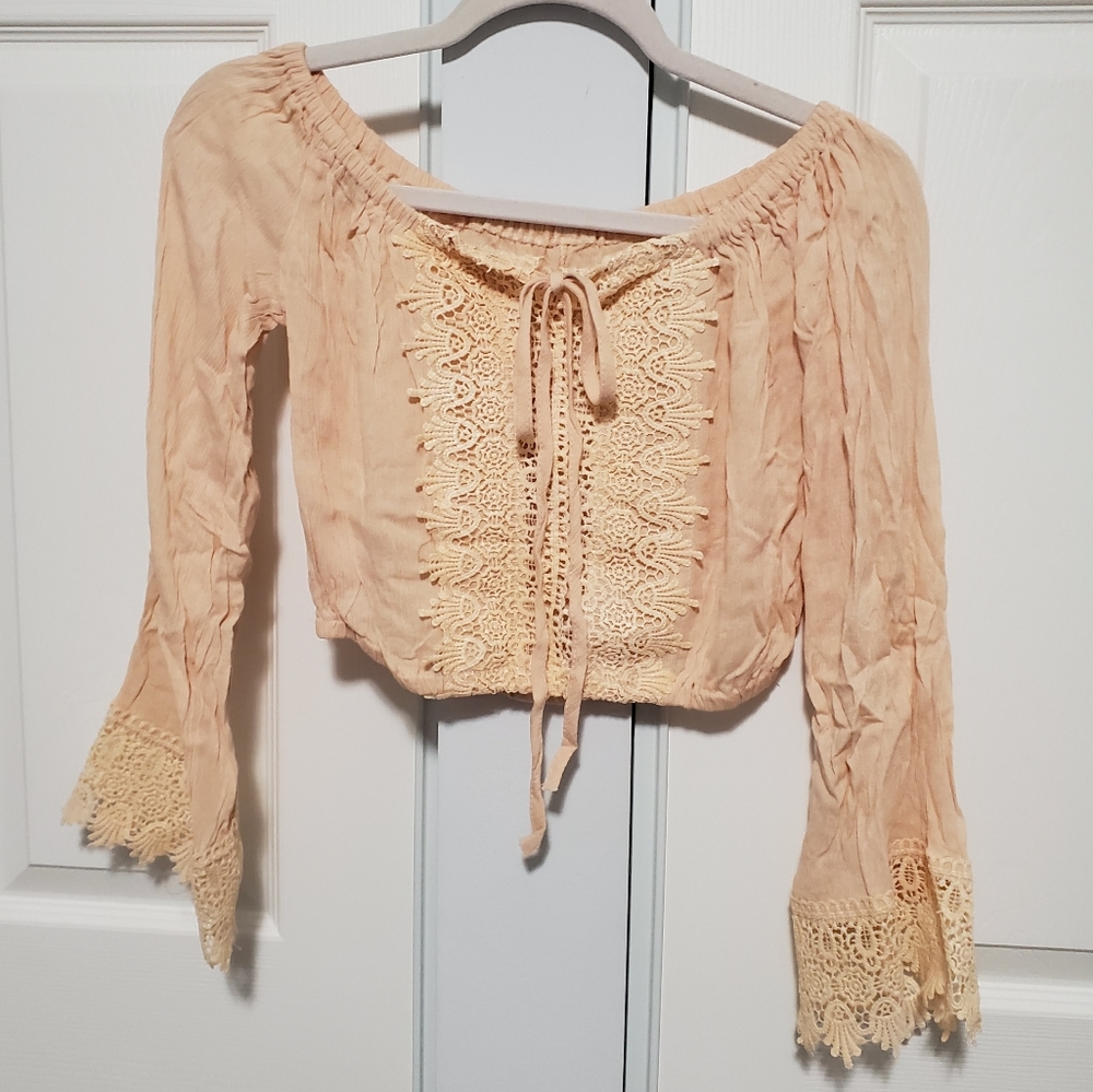 Pink lace trim with sleeves crop top size medium